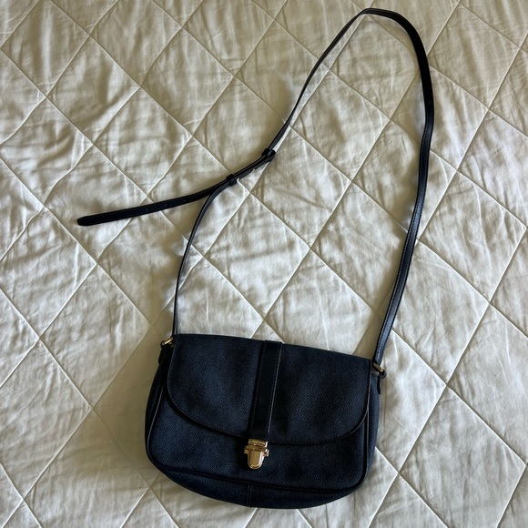 Michael Kors Purse - Picture 2 of 5